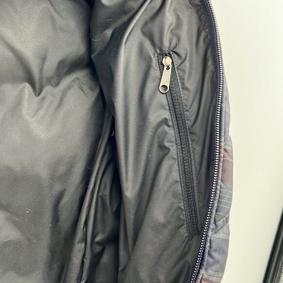 Patagonia Down with it Women's Puffer Vest - Plaid - Small - Picture 6 of 7